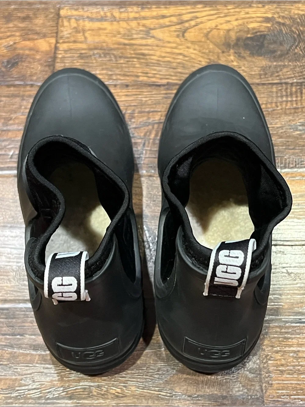 UGG Black Chelsea Rain Boots